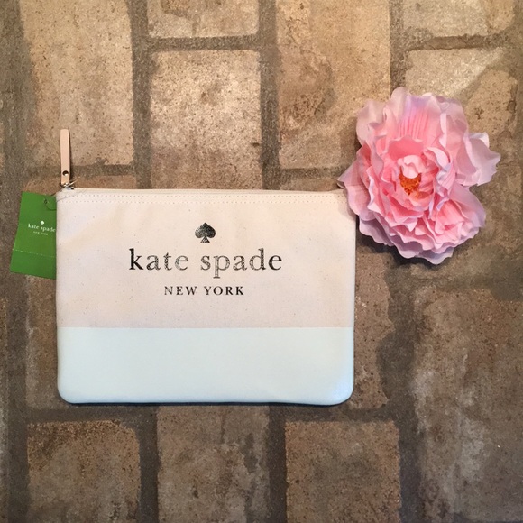 kate spade Handbags - ♠️NWT Kate Spade Canvas Pouch